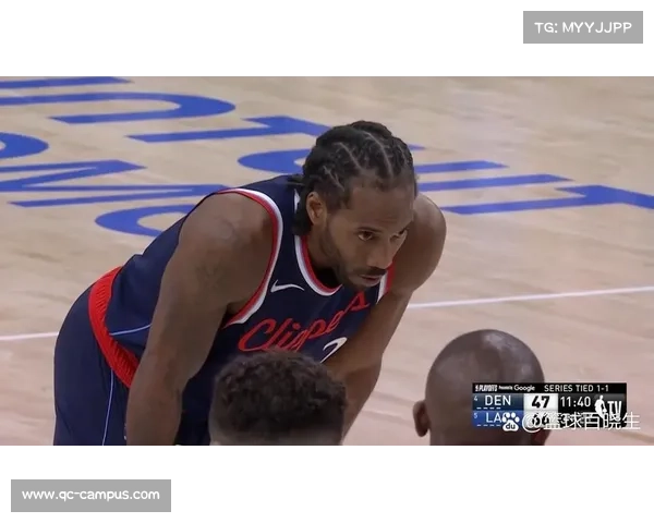 比尔盛赞伦纳德在快船训练营中表现出色堪称野兽级球员