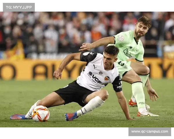 成都蓉城锋线新星登陆西甲加盟瓦伦西亚六战四球闪耀欧洲足坛舞台